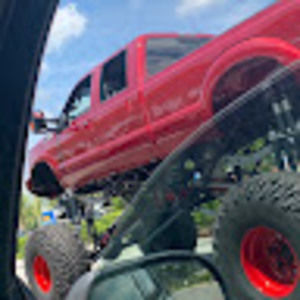 Meet your Posher, Ashton